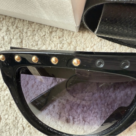 Celine CL40011S 40011 01B Sunglasses Authentic 58 mm Studded Black Gradient Nice - Picture 7 of 16